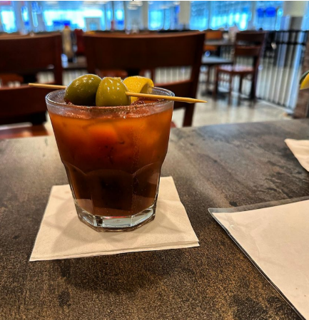 iflyCHS's tweet photo. The proof is in the photos, according to CHS Passengers the Bloody Mary is the #DrinkoftheSummer. 🍅🍋 https://t.co/bLstt0Wbcl