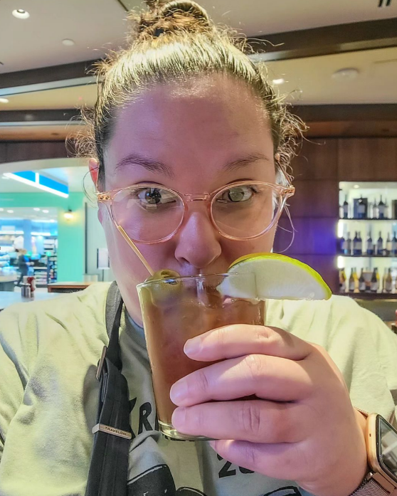 iflyCHS's tweet photo. The proof is in the photos, according to CHS Passengers the Bloody Mary is the #DrinkoftheSummer. 🍅🍋 https://t.co/bLstt0Wbcl