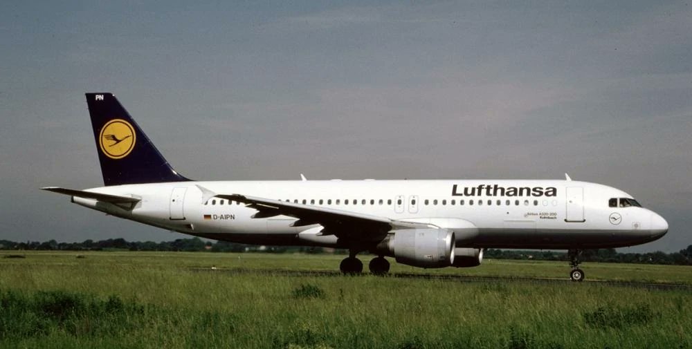 Air Safety #OTD by Francisco Cunha tweet media