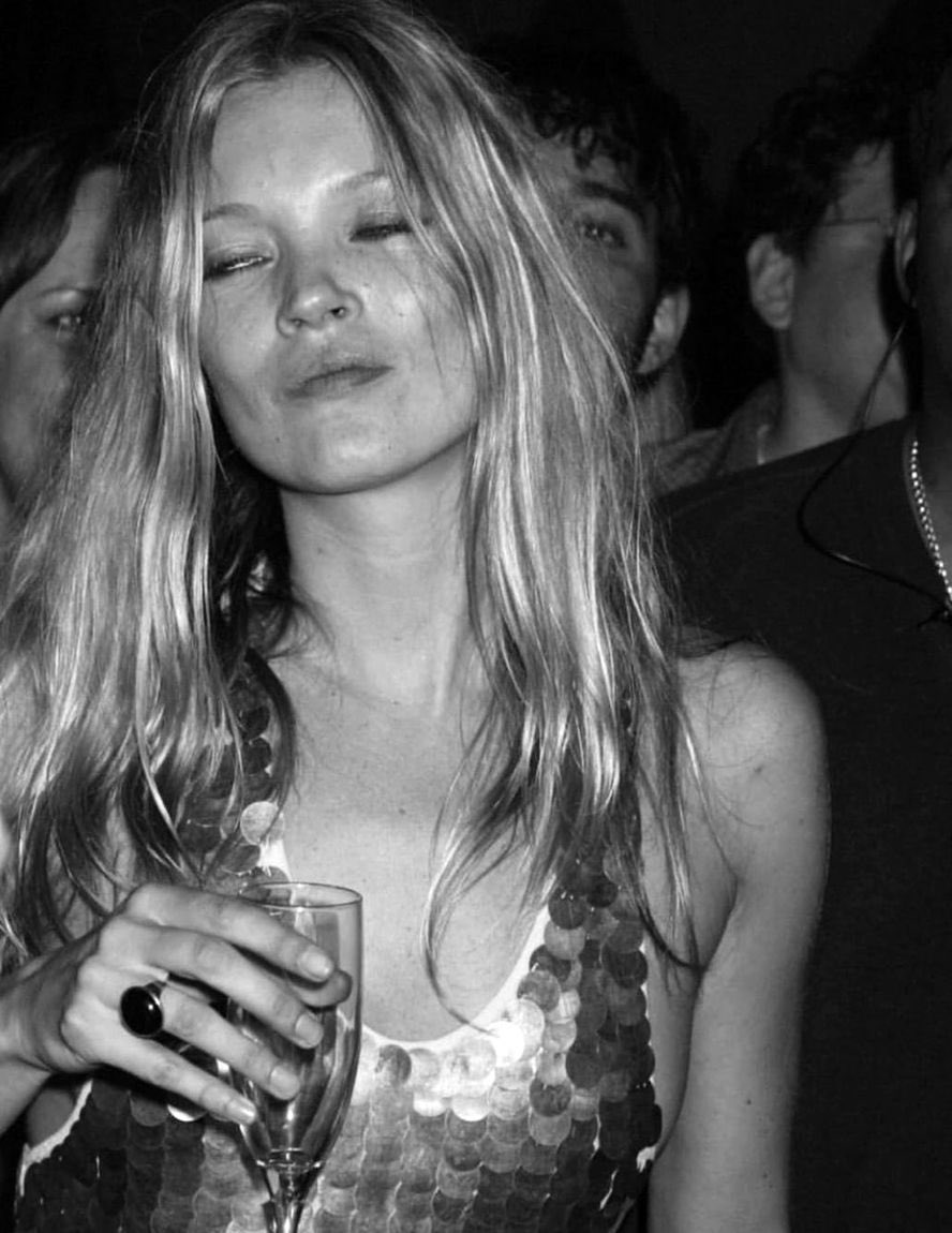MOSSYVIBES's tweet photo. ‘04 moss ⚡️ https://t.co/ICNavS85o5