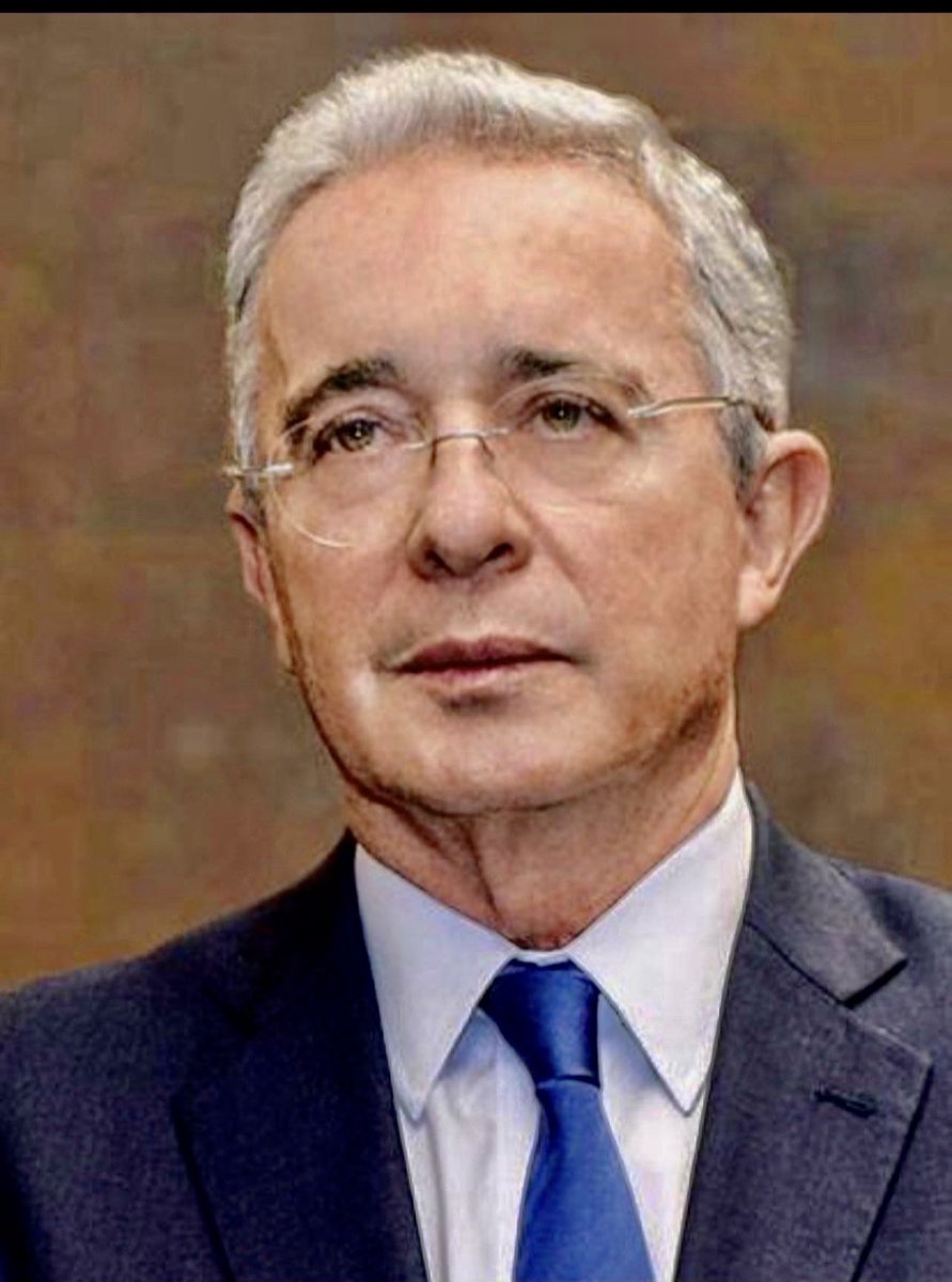 Jhonffonseca's tweet photo. ¿Te gustaría que hubiera un Presidente como @AlvaroUribeVel otra vez en tu país🇨🇴?

Si ❤️🔄
No 📝🤔 https://t.co/Pi1b08MMSe