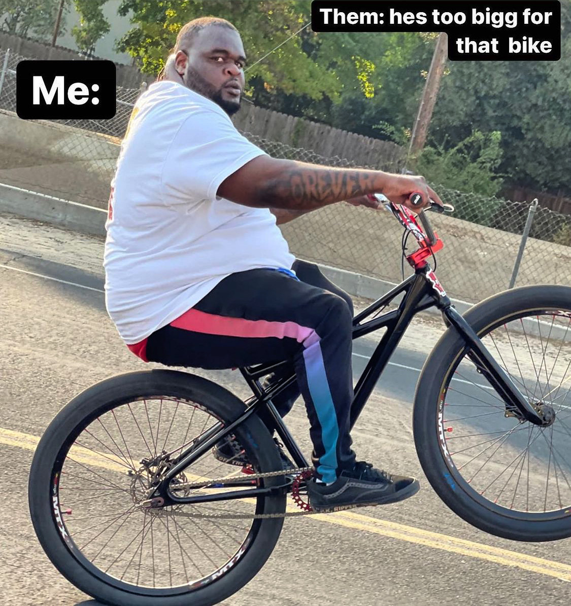 sebikes's tweet photo. You tell ‘em BIGGS!👊🏽😜@hardbodybiggs means business! #monsterquad #sebikes #sebikeslife #bmx #bmxlife #bikelife https://t.co/3DFNJOOmfn