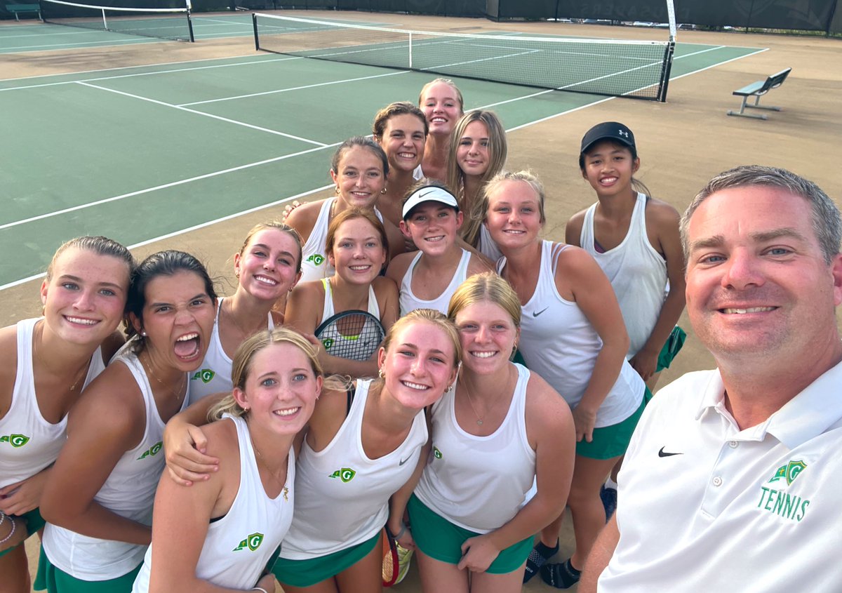 Tennis_cghsnc's tweet photo. Women’s Tennis Final:  Cardinal Gibbons 9, Pinecrest 0.  Crusaders back on the winning track, improving to 10-1. https://t.co/tpjRrut1Fj