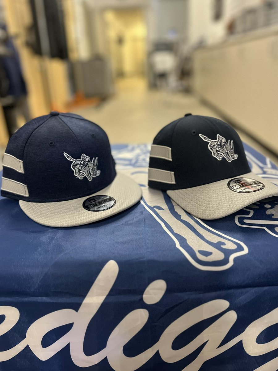 EXCLUSIVE EQ GIVEAWAY!!

2 Hats, 2 Winners!!

The New Era 39Thirty fitted curved bill and the 9Fifty flat bill SnapBack!

Re-post= 3X to win
Like= 1X to win

**Get yours now through the Exclusive Merch link in Bio**

Or 

Checkout more Mines Gear at Minesathleticsstore.com