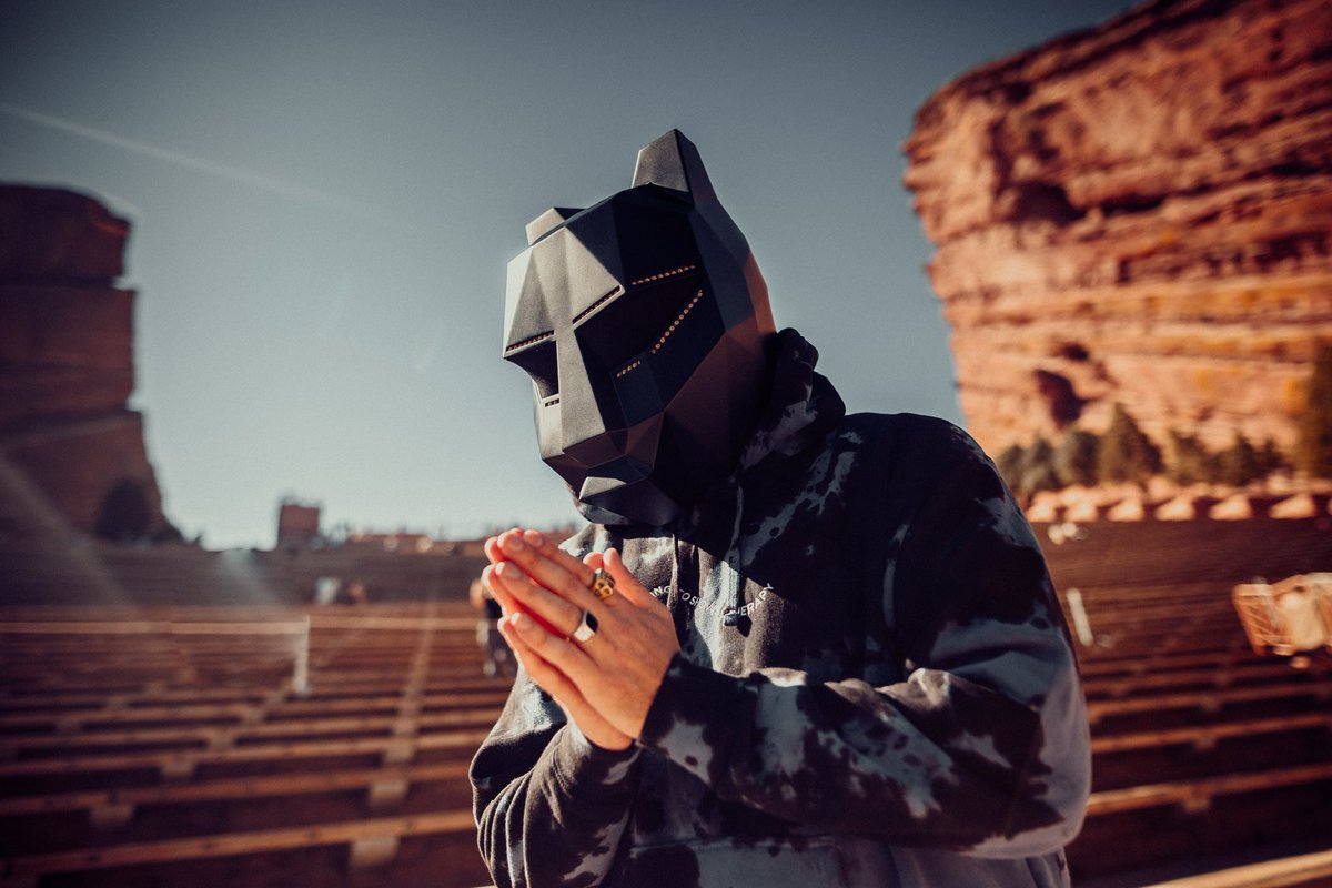OfficialBTSM's tweet photo. Can’t believe we’re going back to Red Rocks next month 🙏🏼⛰️ https://t.co/QDXgIW808D