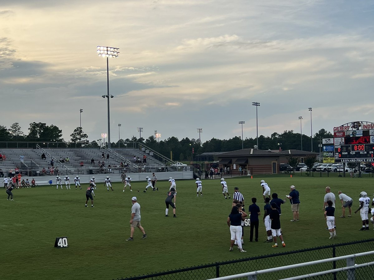 Beautiful night for @CSMS_Football! Let’s go Huskies! #csmshuskies #positivetrackscsms