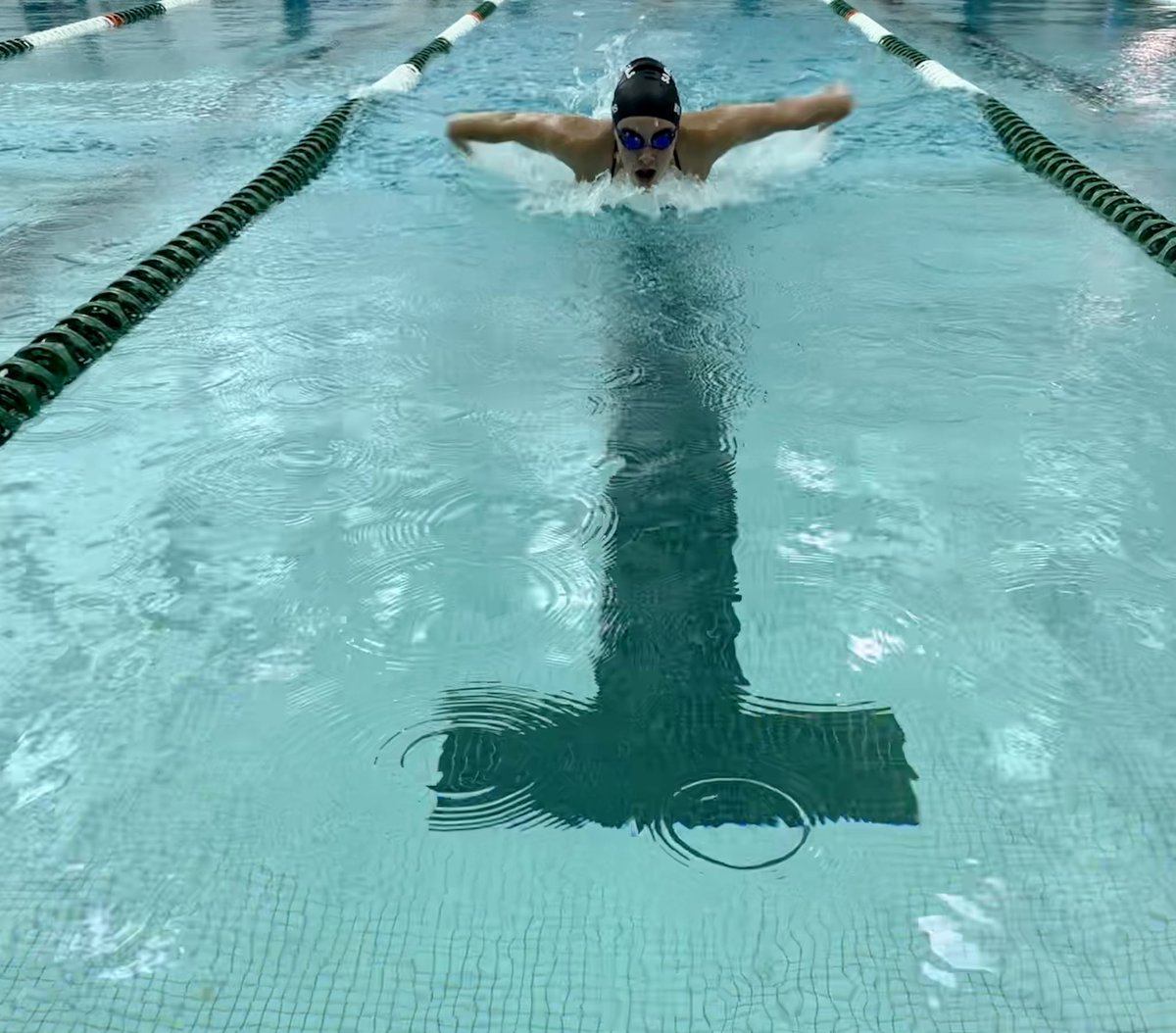 Isabella Besile broke another school record in the 100 Fly with a time of 1:04.37! Previous record stood for 30 years (1:05.00)!