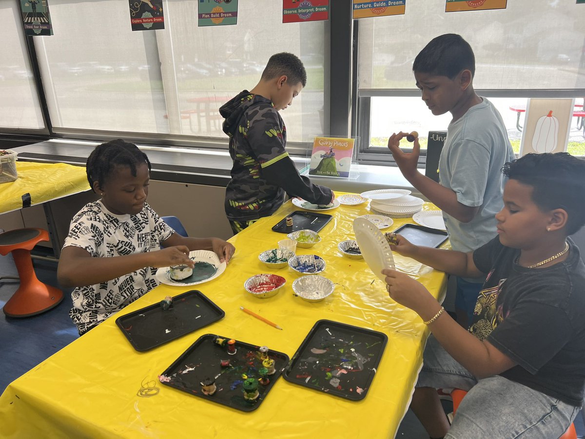 Crystal Hernandez tweet media