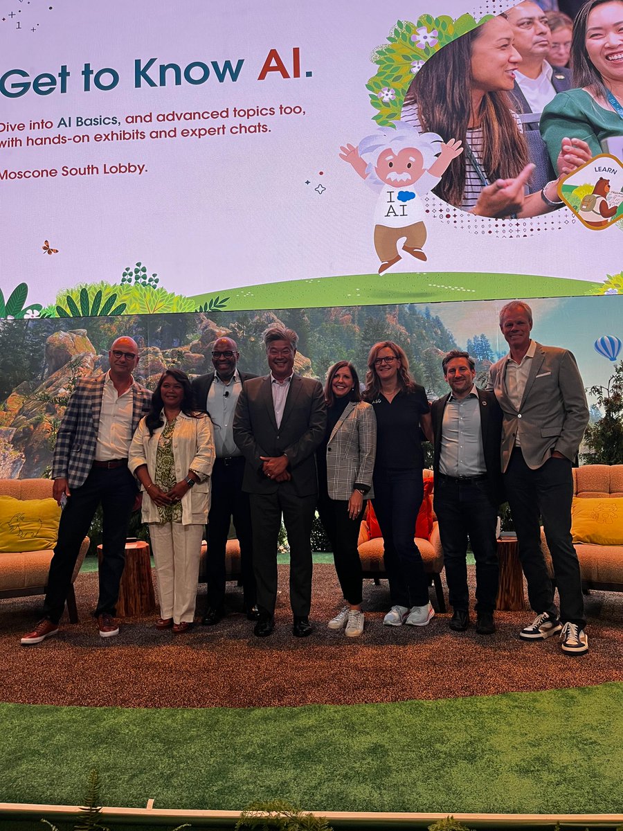 SF_Chamber's tweet photo. Congratulations to @SF_Chamber's President & CEO, Rodney Fong for participating in @Dreamforce's #DF23 Building Stronger, More Equitable Communities Panel.
👀: https://t.co/uHB0ppiHNY
🌉 Learn more about and get involved with the #YesSF Challenge TODAY: https://t.co/XBWEQYaCqk https://t.co/G3UXzmDnT8