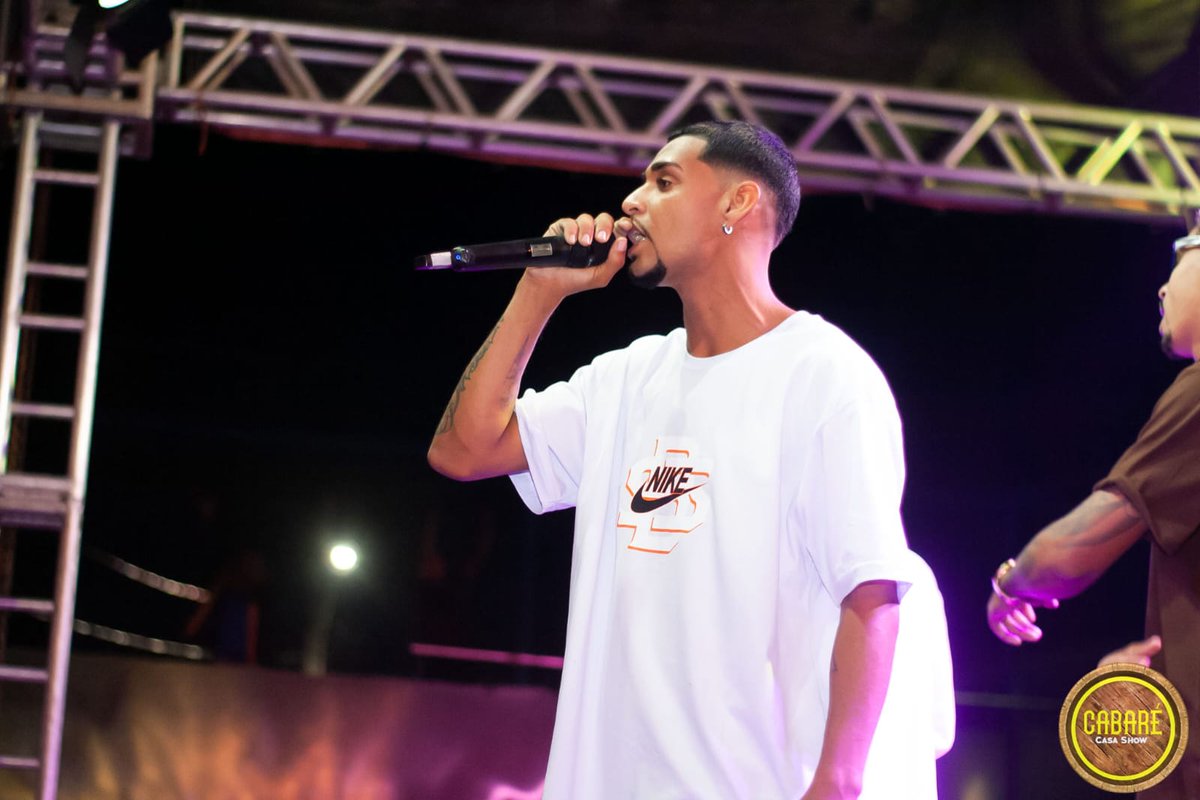 Scxtt_7's tweet photo. 1° Show do homem! 🥇🎙 Deus, obrigado pela oportunidade de sentir essa sensação! 🙏🏽🙌🏽🙇🏻‍♂️

Obrigado por tudo @cabarecasashow 🥋❤

 #show #aovivo #explore #fyp #trap https://t.co/dgSH2eAd2g