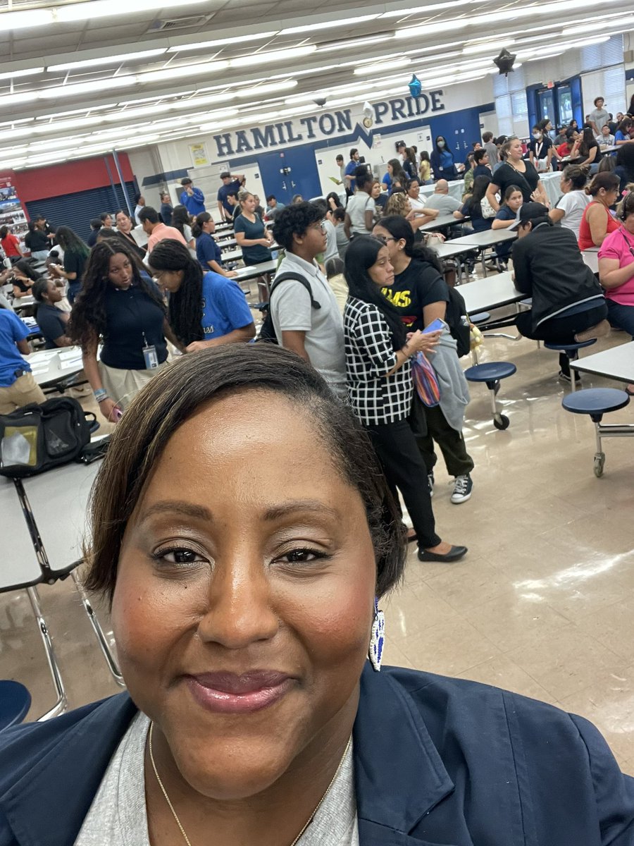 Erika Carter tweet media