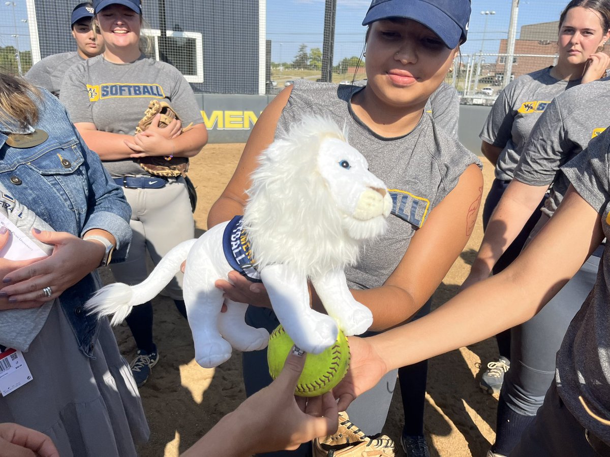 William Penn University Softball tweet media