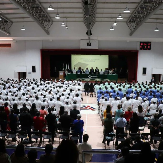 Conalep_Edomex's tweet photo. Han avanzado un peldaño más en su vida, aquel que les permitirá seguir un rumbo diferente, una vida profesional o laboral, con gran orgullo felicitamos a nuestros estudiantes del Plantel Conalep Nezahualcóyotl I, generación 2020-2023.
#TransformandoCONALEP https://t.co/0XrImaZrRM