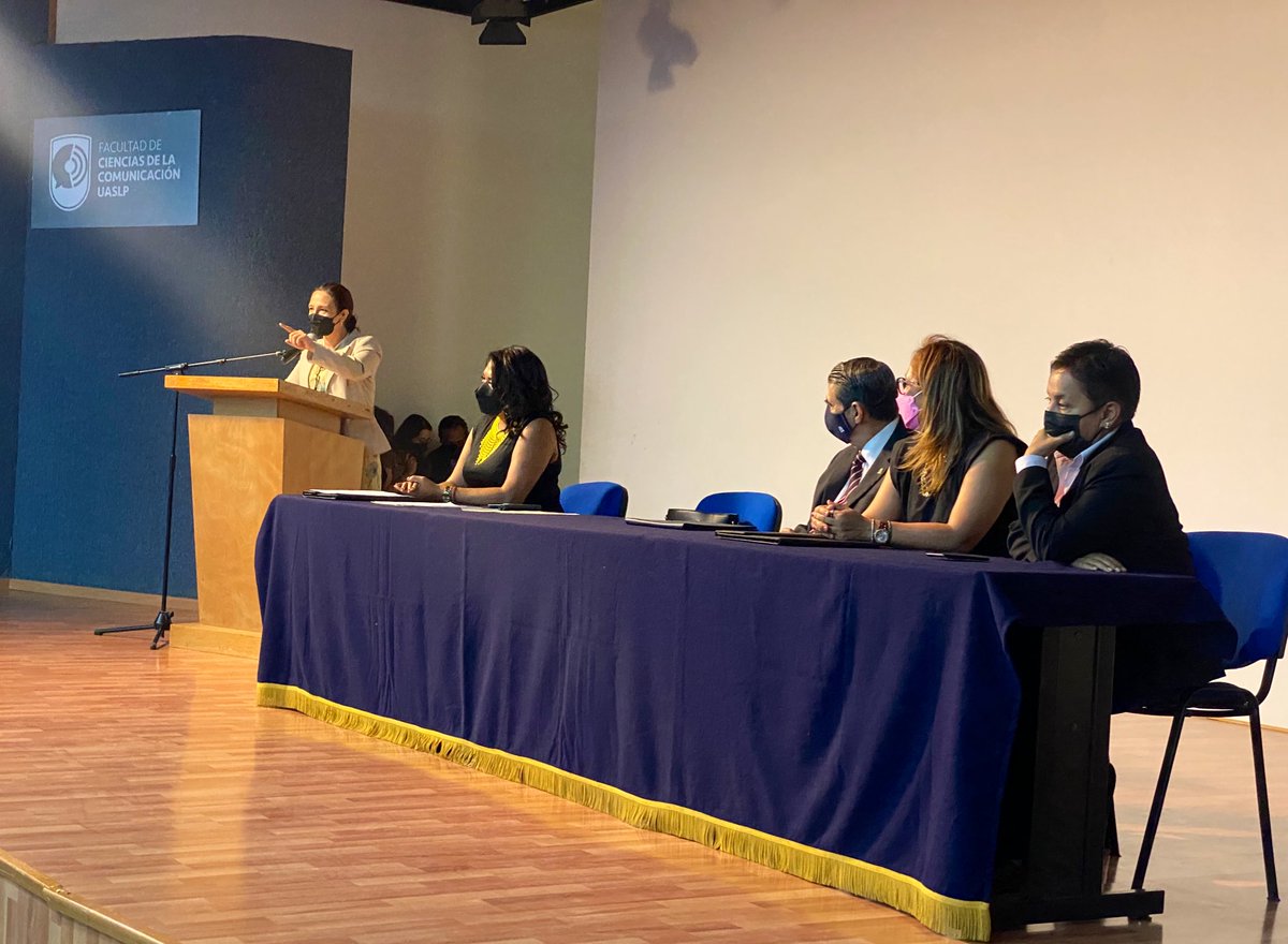 AJZGrector's tweet photo. Este día, en la @FCC_UASLP se realizó la clausura del Taller de Armonización Legislativa en materia de Derechos Humanos de las Mujeres. 

Celebro el trabajo que las mujeres parlamentarias así como el compromiso que legisladores y legisladoras tienen con las demandas sociales. https://t.co/0lfoqtxQgI