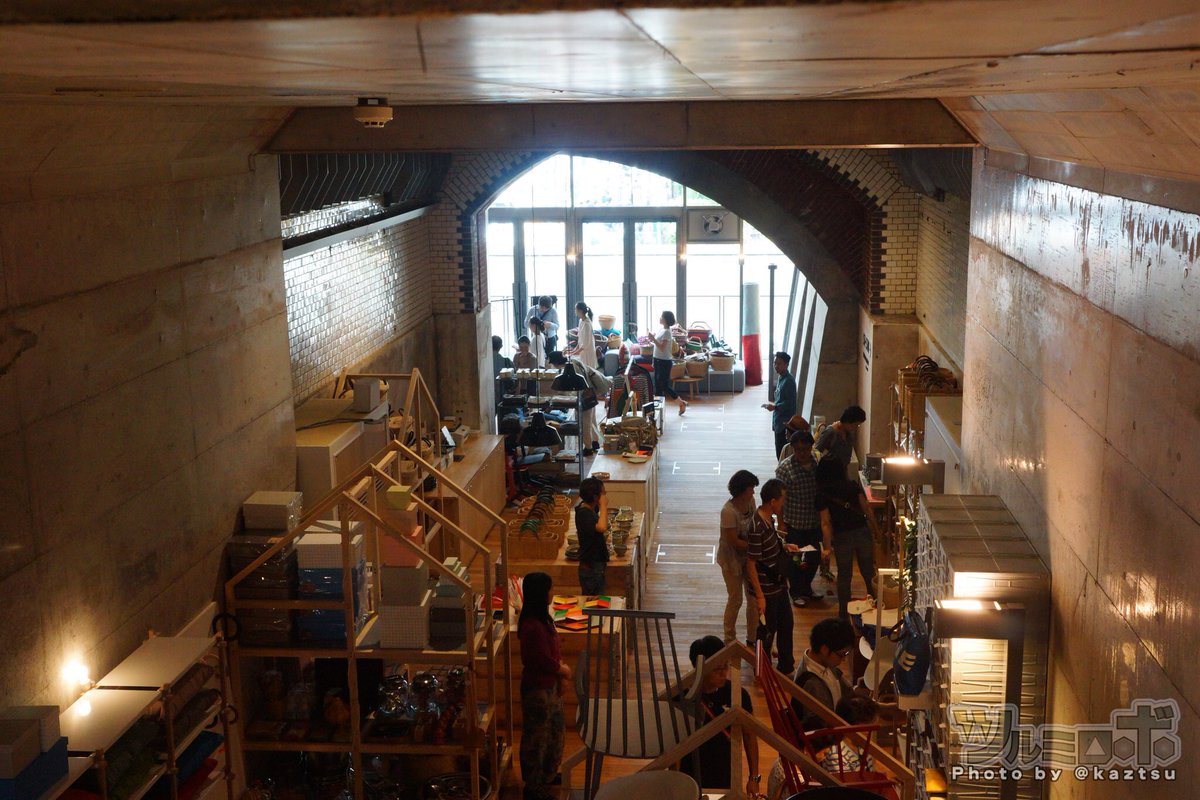 kaztsu's tweet photo. 2013年9月14日、旧万世橋駅跡地に「マーチエキュート神田万世橋」が商業施設として開業。関係者のテープカットでグランドオープン。今日であれから十年 https://t.co/Q90b1wLVXS https://t.co/fbImeMyx5z