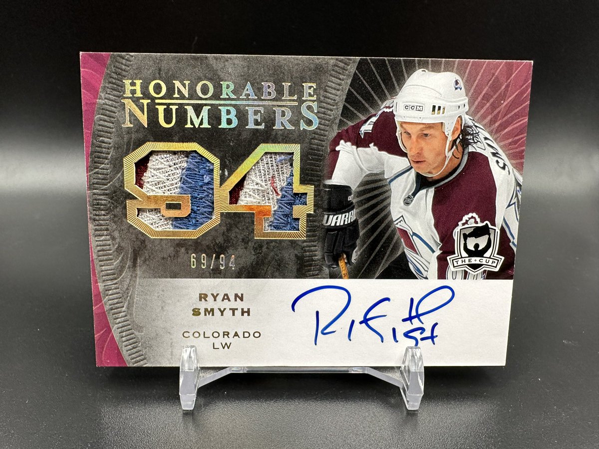 AvsFaninMN's tweet photo. Looking for nice patch autos of different Avs players if anyone has any available let me know! 

These are some recent PC pickups as I go for 1 nice on card auto with chunky patch of every Av I can. https://t.co/3Rh2JZBcMv