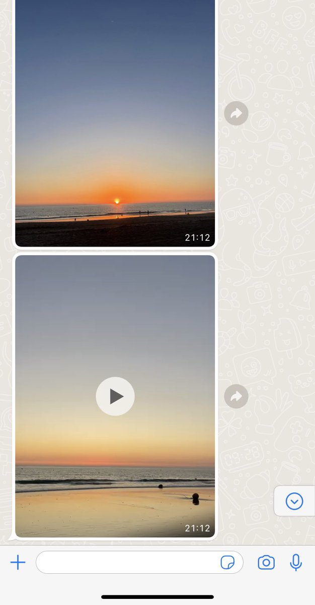 Baytarms's tweet photo. poco se habla del detallazo que es, enviar una foto de un atardecer a otra persona, me parece un gesto muy bonito, tipo “vi el atardecer y me acordé de ti para mandártelo porque sé que te gusta”, es tan ❤️‍🩹 https://t.co/PyBJ7ZDDZ2