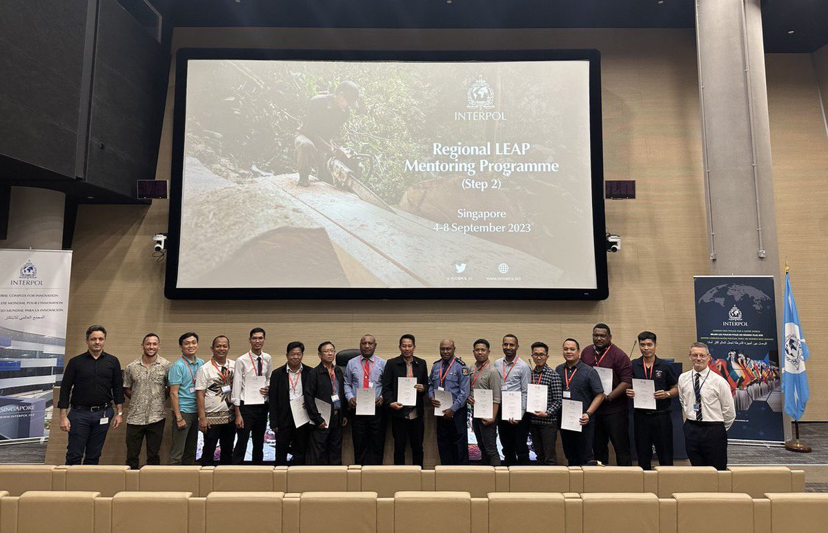 LEAP delivered step 2 of a regional mentoring programme aiming to reduce #forestrycrime in APAC, with officers from 🇰🇭🇮🇩🇲🇾🇵🇬🇻🇳 A joint @INTERPOL_HQ & @UNODC initiative, LEAP helps global law enforcement disrupt international criminal networks and protect the world’s forests 🌳