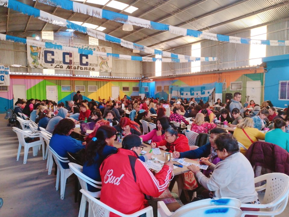 CccMatanza's tweet photo. Bingo por el Encuentro Nacional de Mujeres.

Este miércoles 13 de septiembre, luego del mediodía, se realizó un gran bingo en la Sede Fredy Mariño de nuestra CCC de Matanza. 

ABRO HILO 🧵⬇️ https://t.co/lx939Z8tGi
