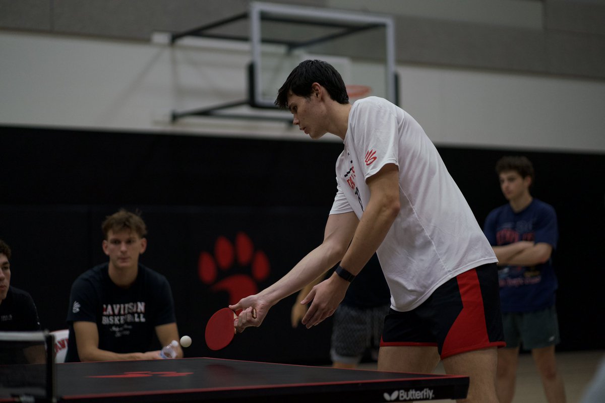 DavidsonMBB's tweet photo. A quarterfinal upset by Ricky Ghedini and a strong showing from Bobby Durkin moves us into the semi finals.

Coming 🔜👇
Round 1 - Heyliger 🆚 Hicks 
Round 2 - Durkin 🆚 Ghedini https://t.co/kN0SkAE9b8