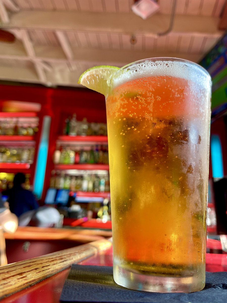 Staff_Commodore's tweet image. I need to take more 5pm meetings!
🌴🍺
#WorkWorkWork