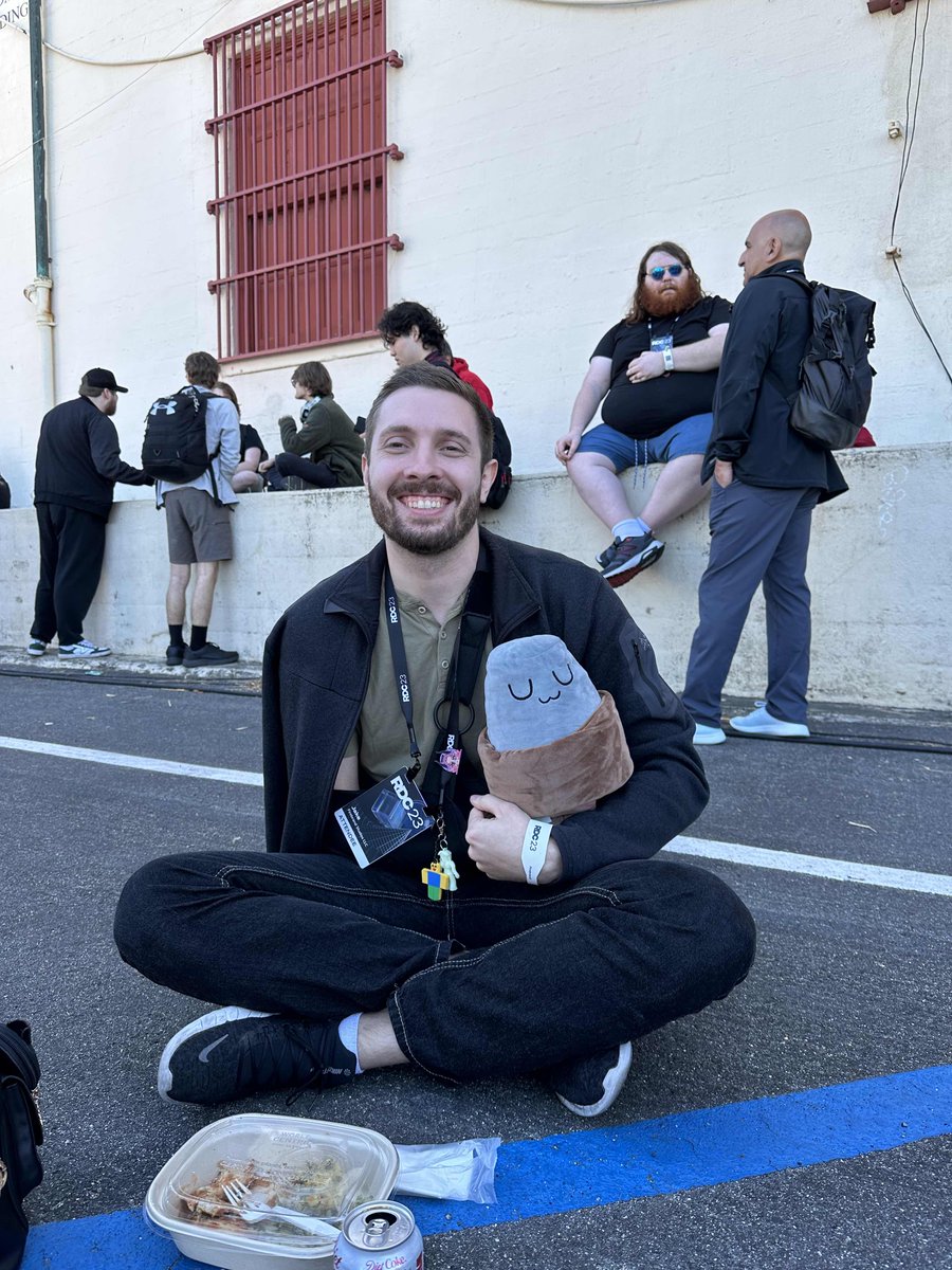 RoCitizens tweet media