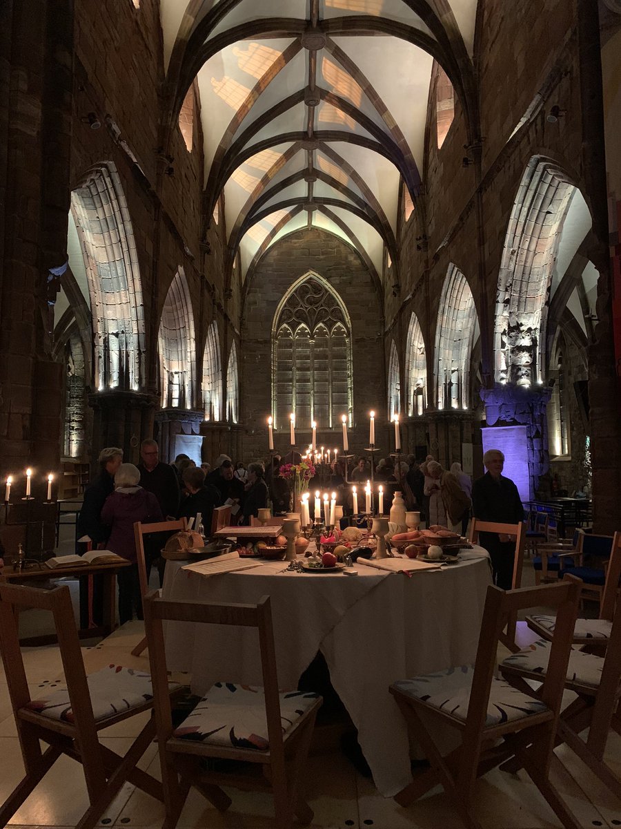 Two COMPLETELY different concerts at #LammermuirFestival today, each wonderful in its own way: the very engaging @PosterTom & @ElenaUrioste recreating their lockdown Jukebox, and “Secret Byrd” staged by @TheGesualdoSix/@FretworkViols . (Photo taken afterwards, I promise!)