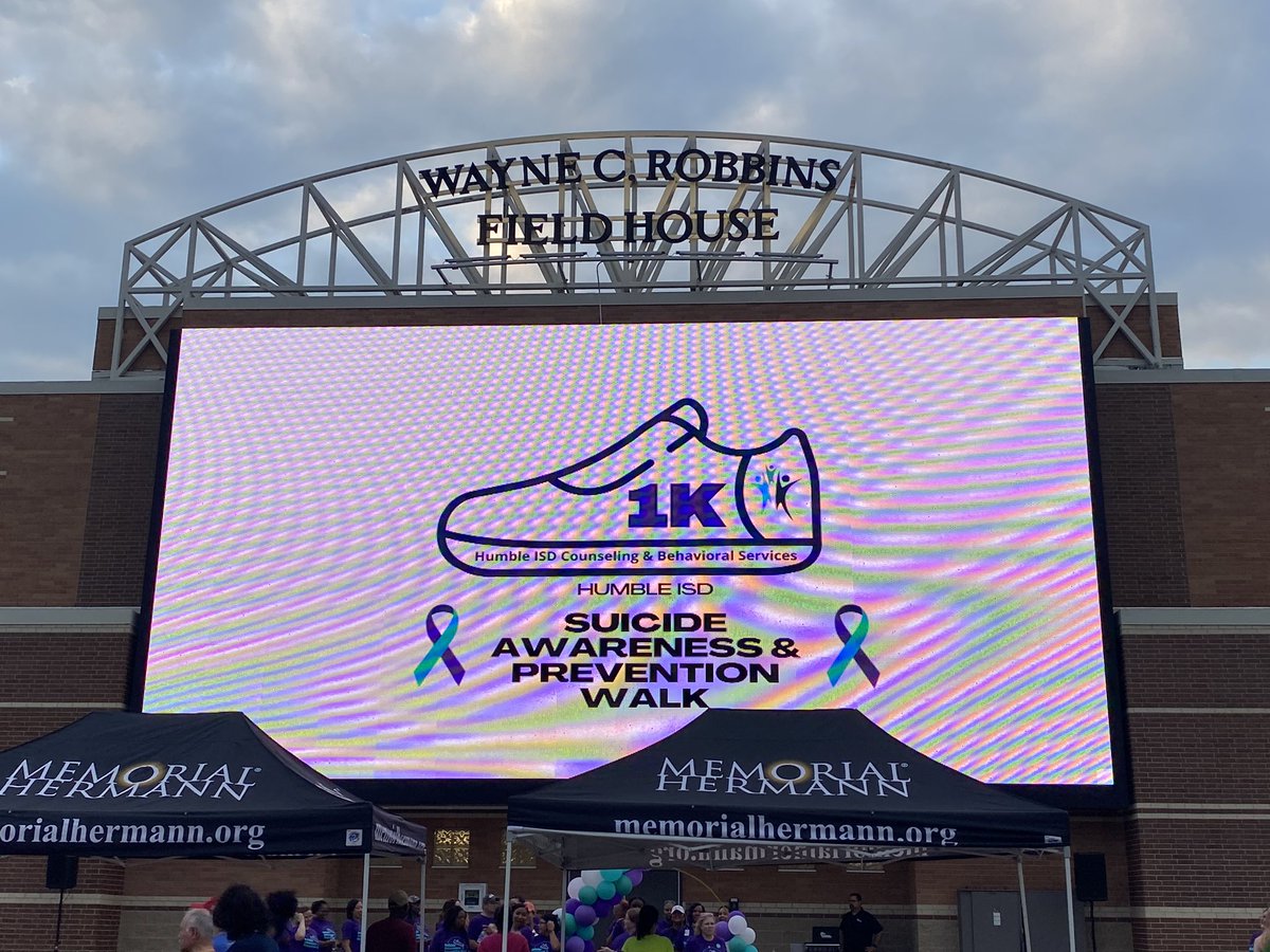 CSosa_Counselor's tweet photo. West Lake representing at our Suicide Awareness &amp; Prevention Walk. 🩵💜🤍🩵💜🤍🐺 @HumbleISD_WLMS @HumbleISD_CBS @HumbleISD @counselordirden @CSosa_Counselor https://t.co/p1O8VbP5pA