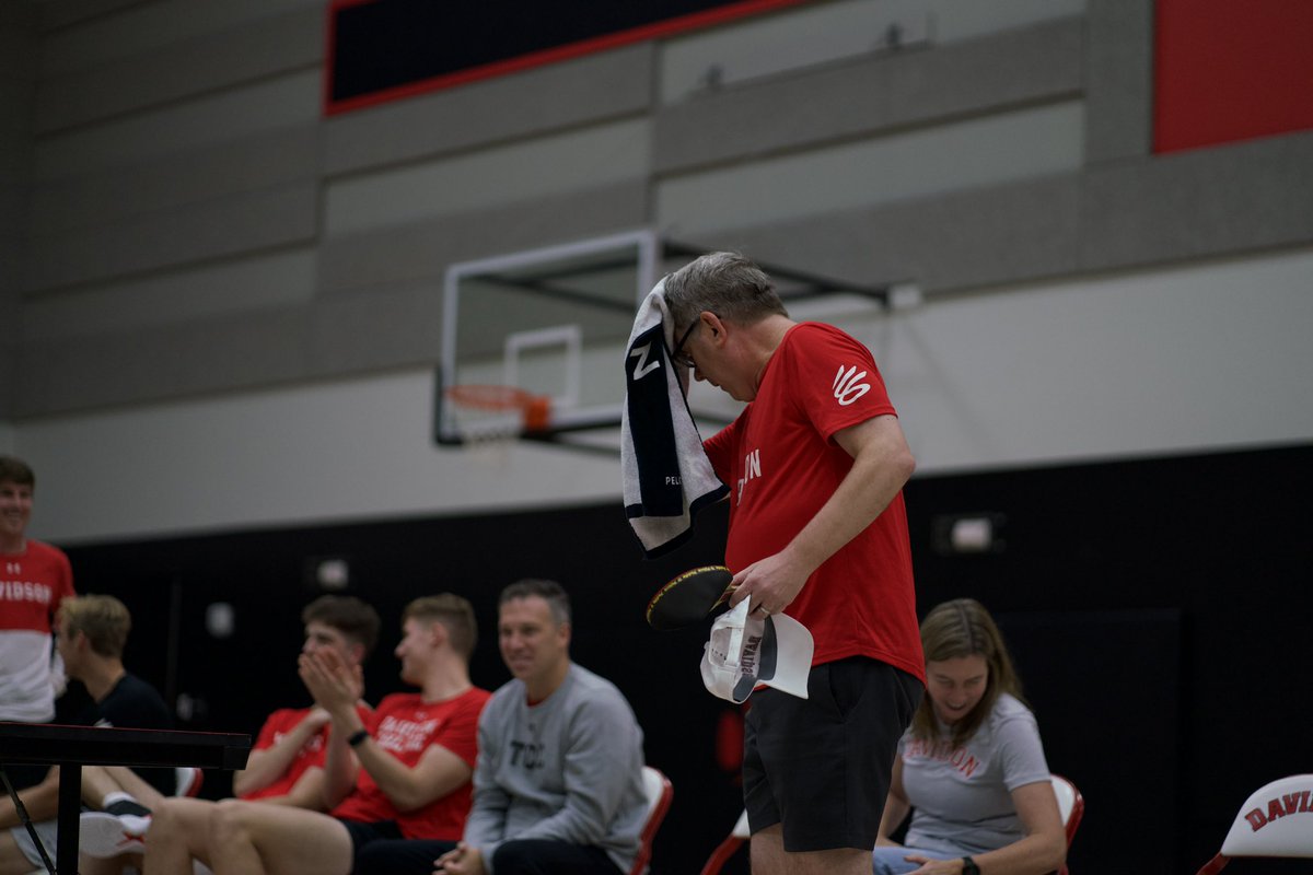 DavidsonMBB's tweet photo. A semifinal match for the ages.

@Coach_Heyliger is moving onto the finals ⏯️ https://t.co/qOu2bsPalv