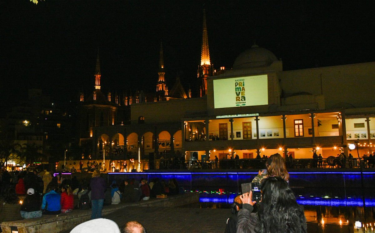 <a href="/gobdecordoba/">Gobierno de Córdoba</a> @MinCoordinacion <a href="/agenciacbajoven/">Agencia Córdoba Joven</a> <a href="/raulsansica/">Raul Sansica</a> <a href="/gastonluisre/">Gaston Luis Re</a> <a href="/vinculacioncba/">Ministerio de Vinculación y Gestión Institucional</a> <a href="/PaseoBuenPastor/">PaseodelBuenPastor</a> Raúl Sansica se refirió a la actividad: "a lo largo de esta estación el teatro, la danza, la música y la artesanía estarán presentes para que cordobeses y visitantes disfruten. Tendremos artistas nacionales, locales y de nivel Internacional."