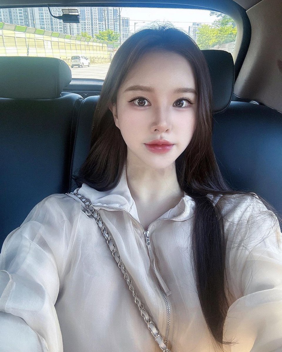 Michell80240558's tweet image. Haha, nice selfie 🚕

I think it would be great to take selfies if only Emma goes haha 🤭
This is a photo from the second day,

But the best thing is that it doesn’t affect daily life💕💕💕