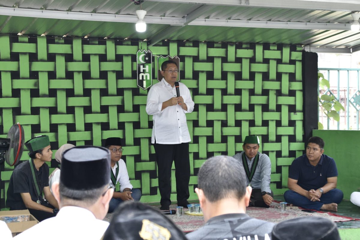 anasurbaningrum's tweet photo. Nostagia di Radial, Sekretariat HMI Cab Palembang. Saya pernah nginap di tempat ini tahun 1997 silam. Bertemu dengan adik2 aktivis adalah (salah satu) cara untuk merawat “semangat muda”. https://t.co/OKFklYlR4E