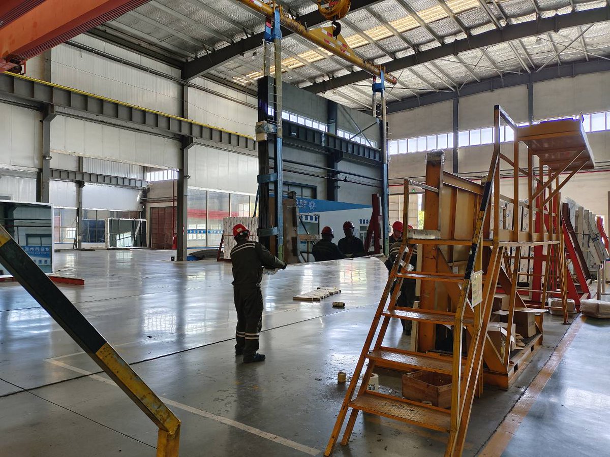 jingxinzha15744's tweet photo. Float glass, off-line low-radiation coated glass, tempered safety glass, insulating glass, laminated glass, steel mirror, one-way perspective glass, colorful glass, all architectural glass products, welcome to inquire

phone:+86 18233151181
Email:577769156@qq .com

#glass https://t.co/mLkVJXQ8x7