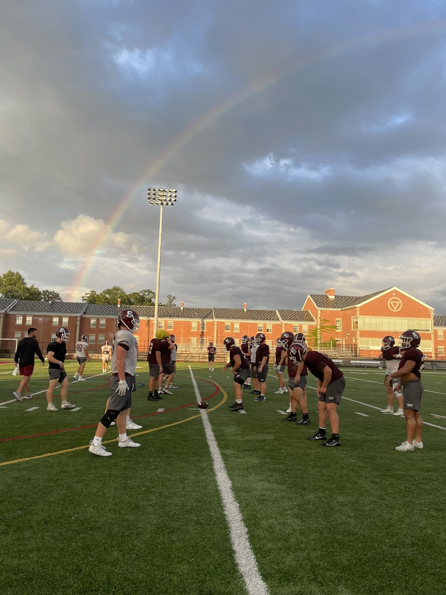 _SCFootball's tweet photo. Beautiful night on Stagg for Team 133‼️🔻 #BROTHERHOOD https://t.co/DZwGlf4dbA