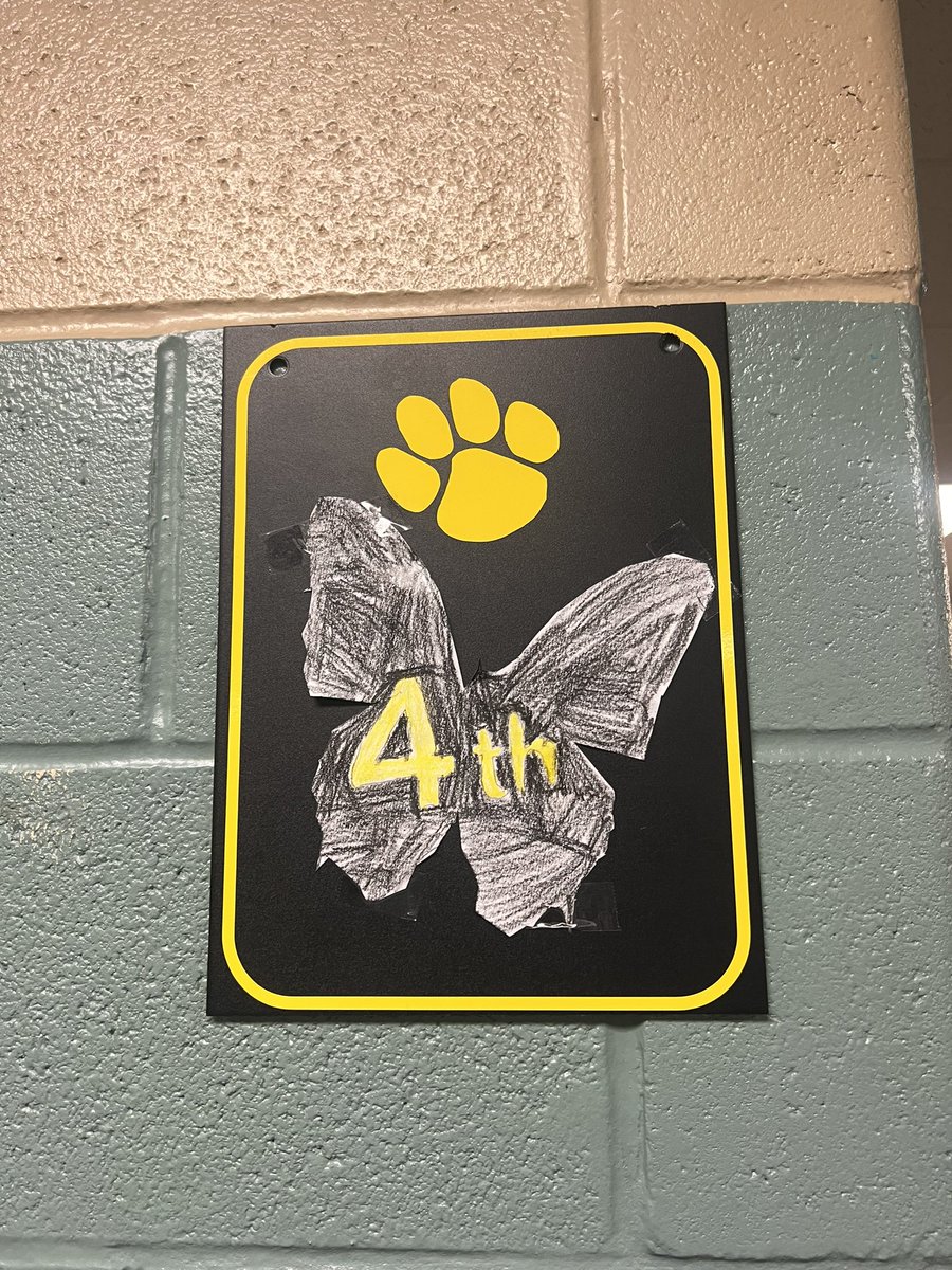 MrsBurke_LSE's tweet image. I have such joy when I walk around the building and see science in the halls! Structures and Functions in #FourthGradeScience #WeAreLakeshore @Misspaulk21 @KBonillaLSE @HumbleISD_LSE