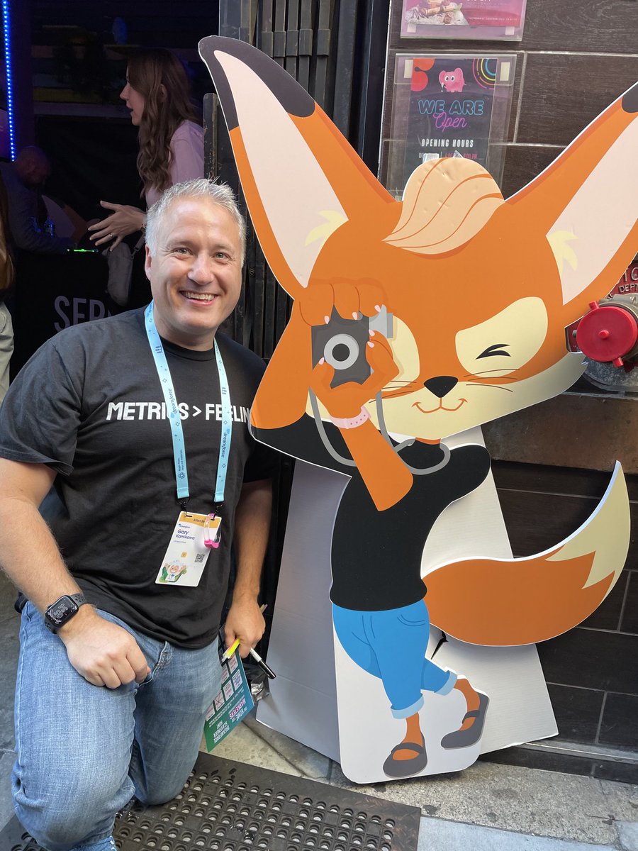 All kinds of forest creatures at #DF23 including Brandy the Fox as pet of #dreamforcescavengerhunt