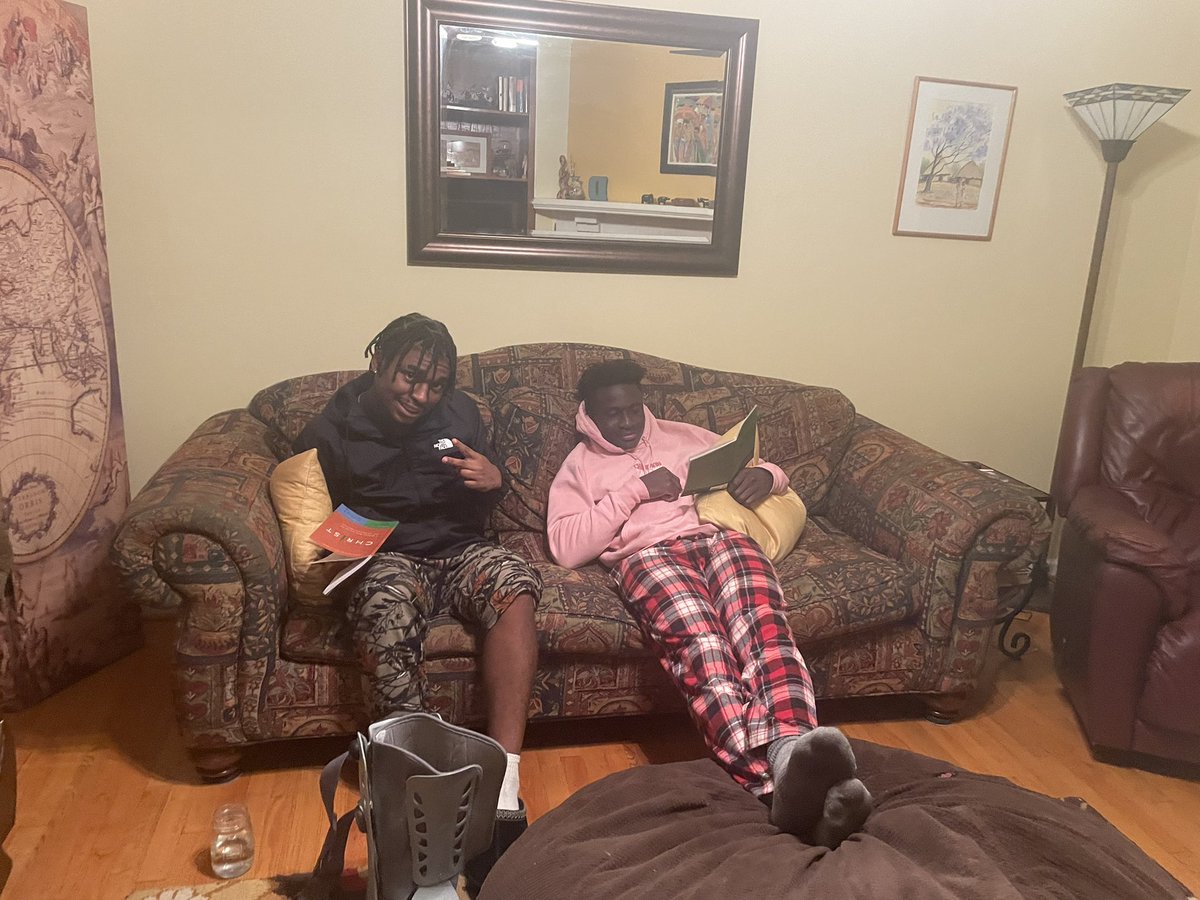brian_davidson8's tweet photo. Wed is dinner & discipleship night
for these good buds. These two studying Gods Word together so that their foundation for life is built on the rock not sand (worldly pursuits & pleasures). #discipleone https://t.co/1deYf5C25k