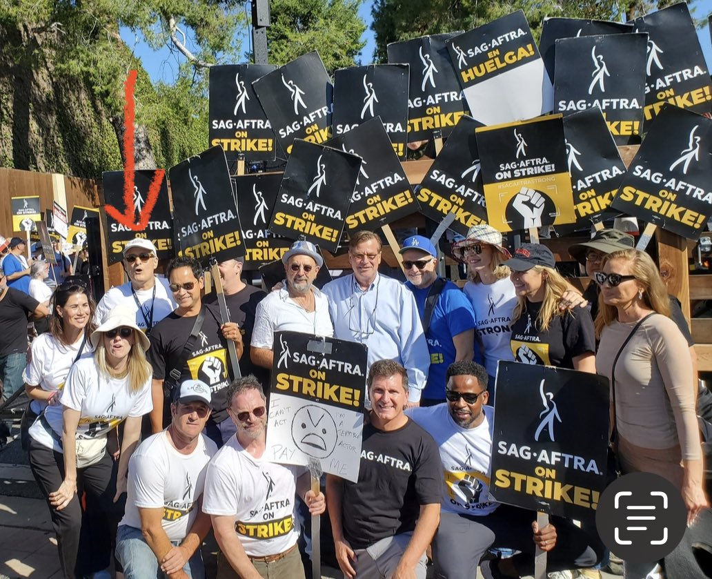 westwingmeme's tweet photo. @JoshMalina or @Richard_Schiff can you help me identify someone? I was at the March on Aug 22 …in this pic, who is the gentleman below the arrow? A few have commented Alan Alda, but I’m certain it wasn’t him. https://t.co/6XrDJDemzp