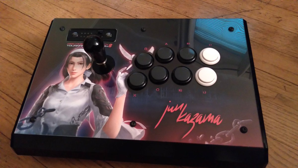 DesignerLeake's tweet photo. I designed a art panel for my Madcatz arcade stick awhile back. I was waiting for my parts to arrive so I can work on it. I like how everything looks with my art panel on top. 

Getting ready for TEKKEN 8!🤜💥🤛

#TEKKEN #鉄拳8 #FightStick
@Harada_TEKKEN @mykeryu @nkt_dreamer https://t.co/avQBjjFH6q