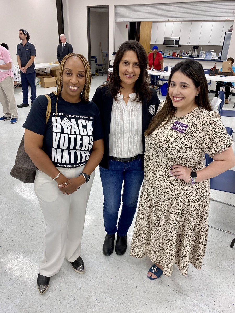 Great night at the @harrisdemocrats CEC meeting last night. Let’s get fired up to flip #HD138 in 2024! #stephaniefortexas #RepresentationMatters #fundpublicschools