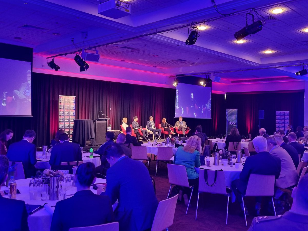 In a panel moderated by @ashleytownshend, OCRT Senior Managing Consultant Courtney Stewart speaks on the need for 🇦🇺 to do more in our immediate region, potentially linking in with 🇺🇲 competition 'campaigning' efforts, to support #integrateddeterrence. @ASPI_org  #DisruptandDeter