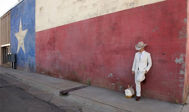 itsSaulGoodman's tweet photo. "Saul against walls" https://t.co/2ecWrPQxsl