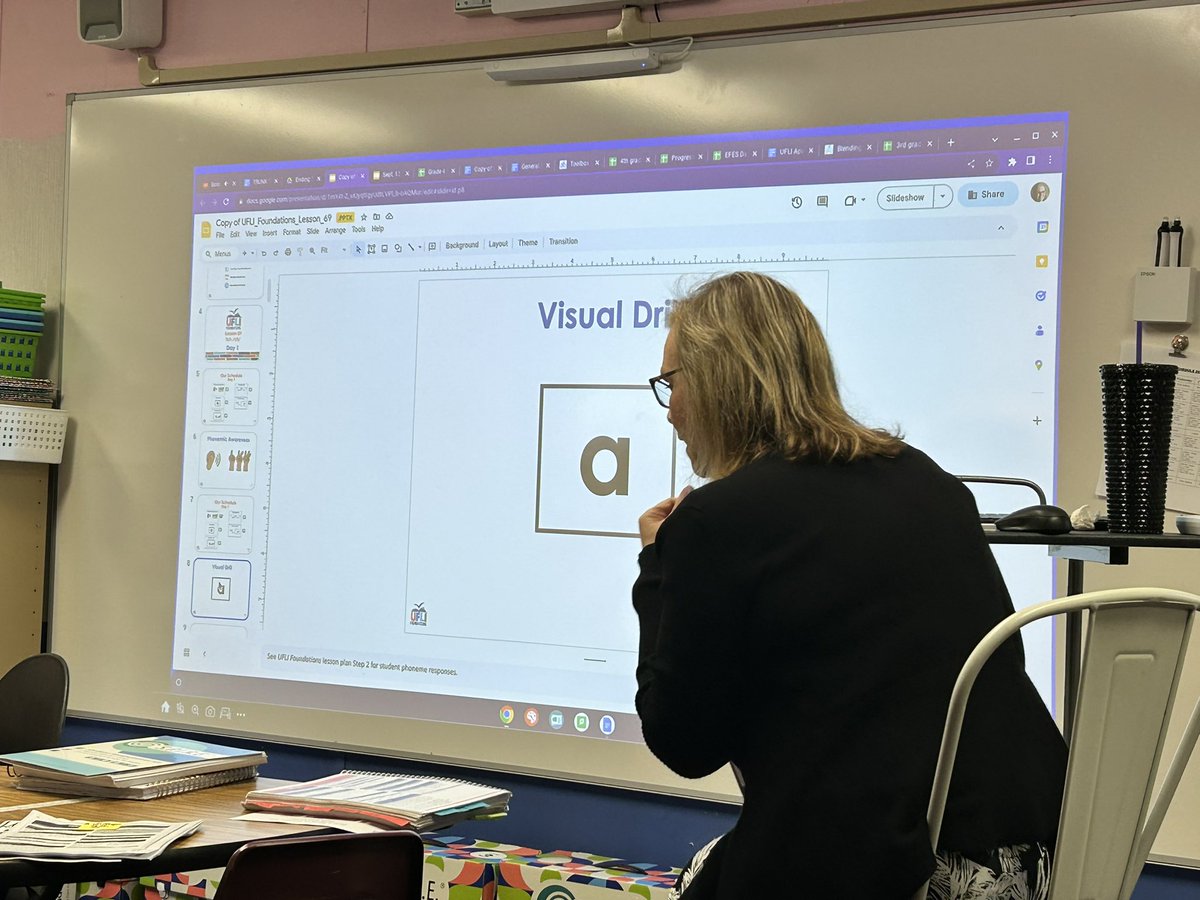 ErinYunker's tweet photo. Our Literacy Leaders, Mrs. O’Brien and Mrs. Freitag, rocked collaborative planning today! Thank you for making an impact on our staff! #Intentional #Tier1 #IMPACT2Win #SPSCreatesAchievers @EFES_Proud @Reading1Goddess https://t.co/RW15CTclBv