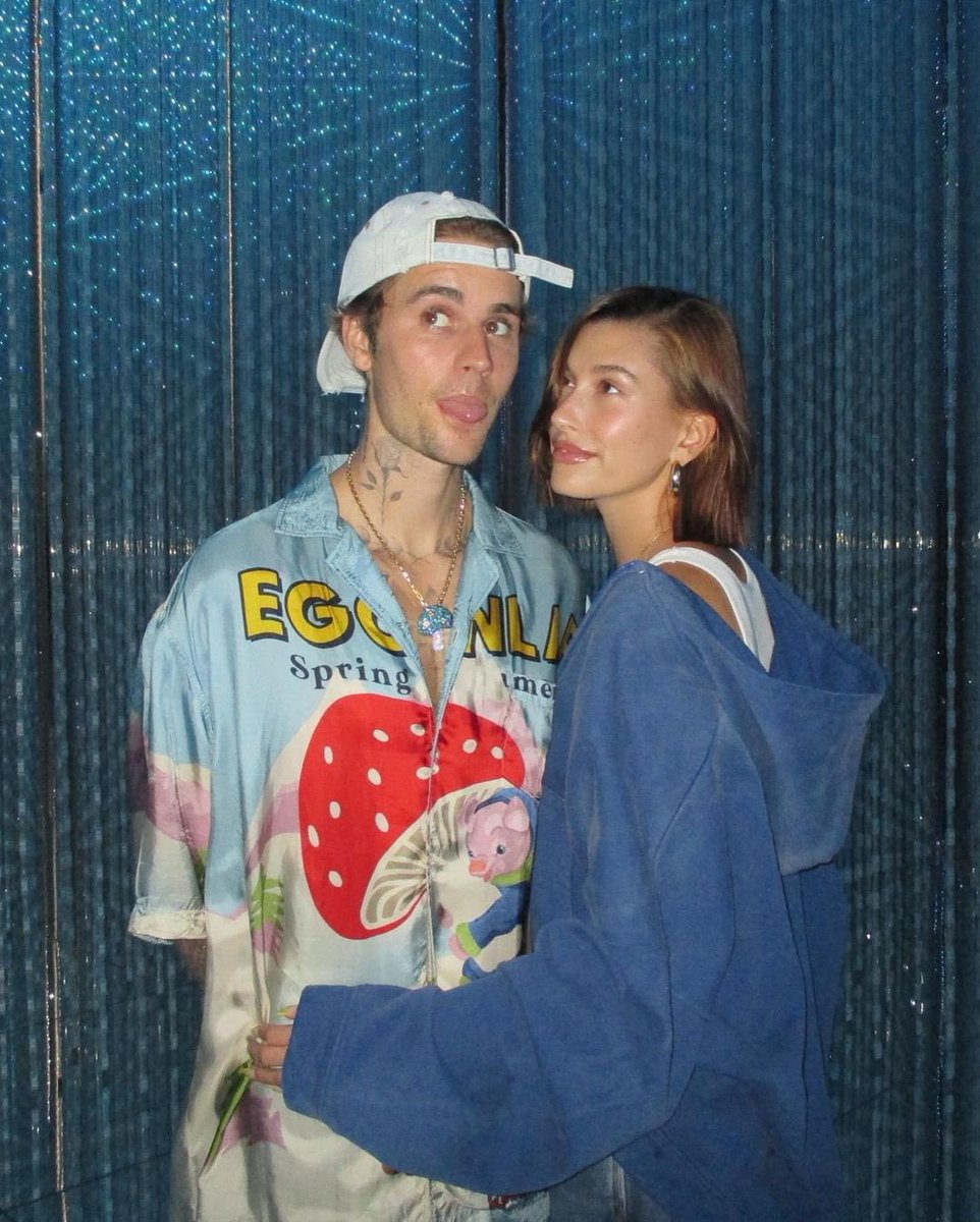 hailsvsce's tweet photo. HAPPY ANNIVERSARY 😭😭😭😭 https://t.co/076tmKUaY7