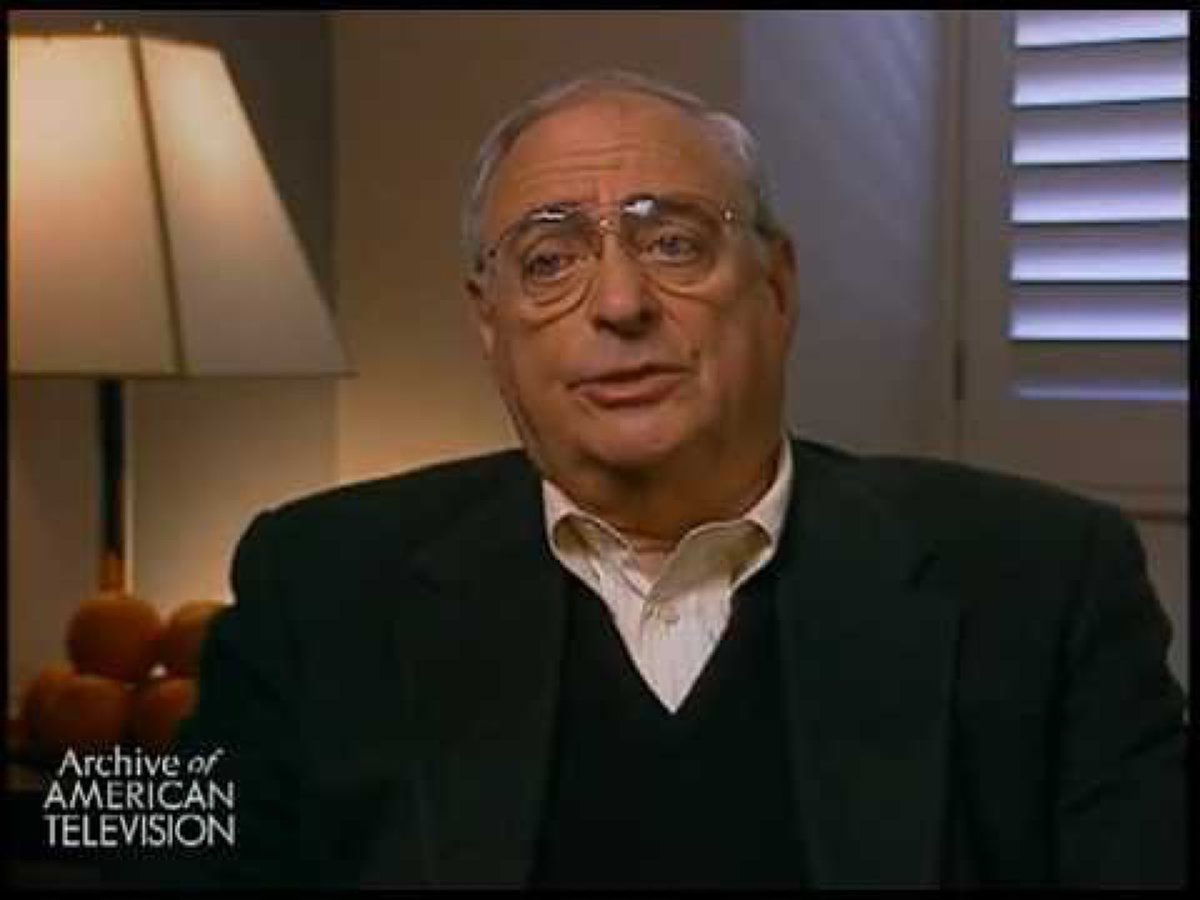 ScoobyandCam's tweet photo. Happy 86th Birthday to the late Fred Silverman. He & Scooby-Doo share the same birthday. Mr. Silverman was an executive at CBS and he brought the show “Scooby-Doo, Where Are You!” to network television.
#FredSilverman #ScoobyDoo #ScoobyDooWhereAreYou https://t.co/c1wfyT95gJ