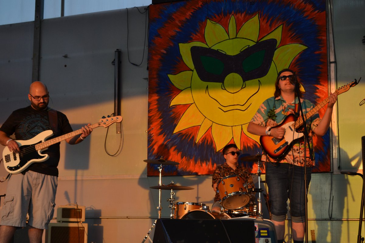 cslencounters's tweet photo. It's gonna be LIT at The Water Bowl in #Muncie this Saturday, 9/16! 💯🔥 Join us for #lyterzupfest2023 😎 https://t.co/QYVbq3mwZL