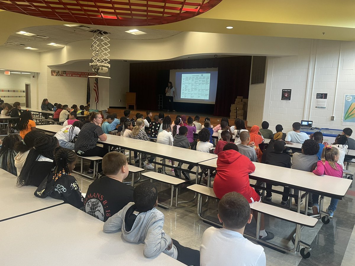 Dr. Weeks 4th Graders tweet media