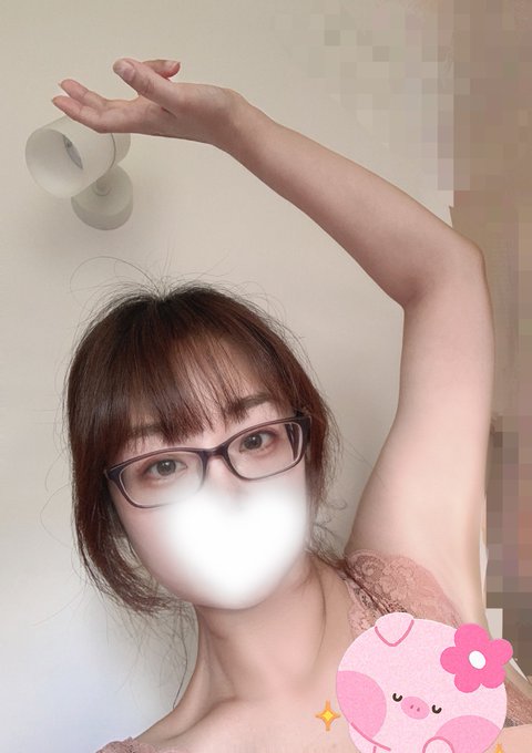 自分の笑ってない目が大好き 