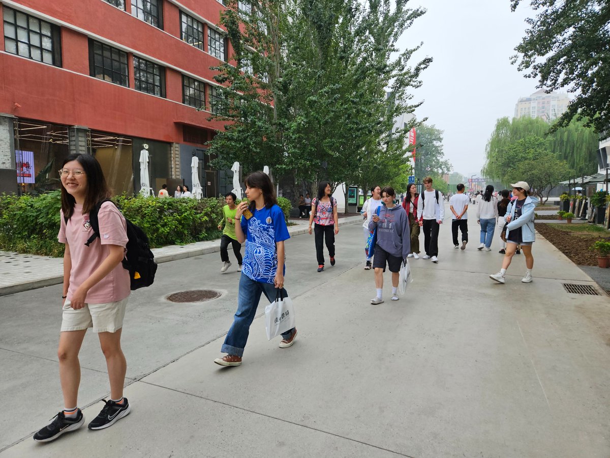 NISChina's tweet image. With a blend of ancient traditions and modern art scene, Beijing&apos;s 798 Art District provided the perfect backdrop for our G11-12 DP Visual Arts students to immerse themselves in a world of creativity and inspiration. ✨🎨 nischina.org/community/post… #NISInspires #VisualArt