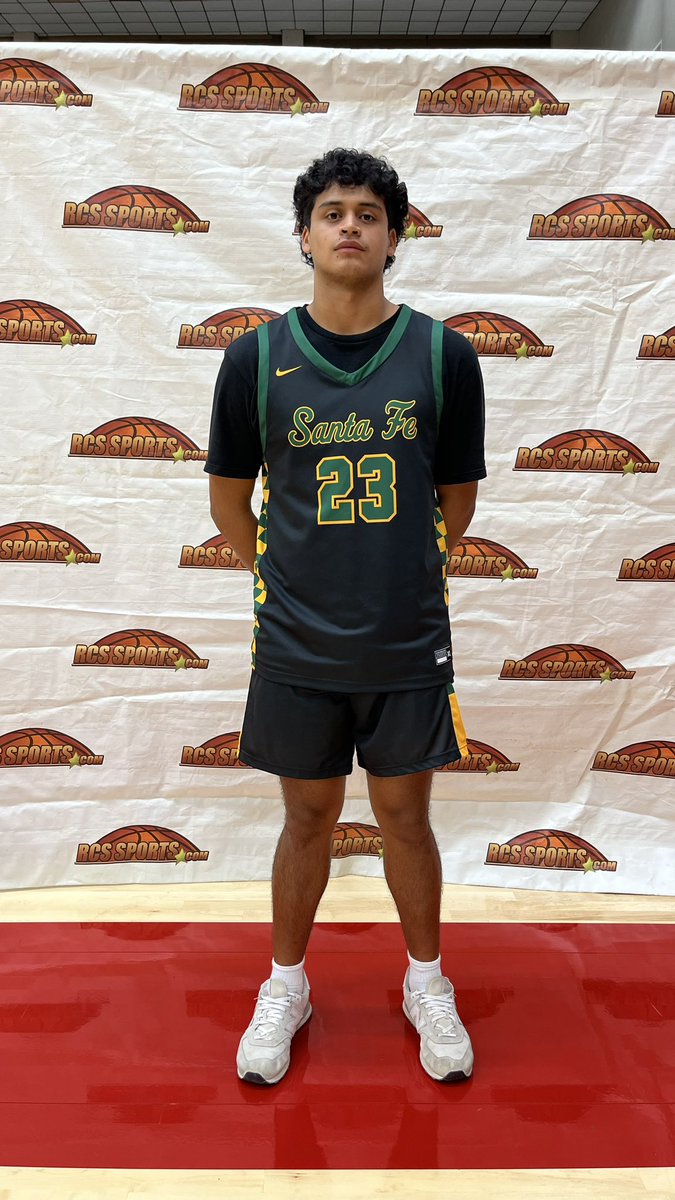 Beyond proud, <a href="/ZioNorl5/">Zion Norl</a> representing <a href="/ClearBrookHoops/">Clear Brook Hoops</a> and Kenny Torres representing <a href="/SantaFeISD/">Santa Fe ISD</a> at <a href="/HABCA_/">Houston Area Basketball Coaches Association</a> tonight. <a href="/RcsSports/">Jim Hicks</a>